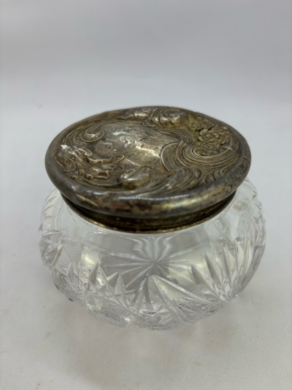 Antique Art Nouveau Style Sterling Silver Lid & Cut Crystal Vanity/Dresser Jar